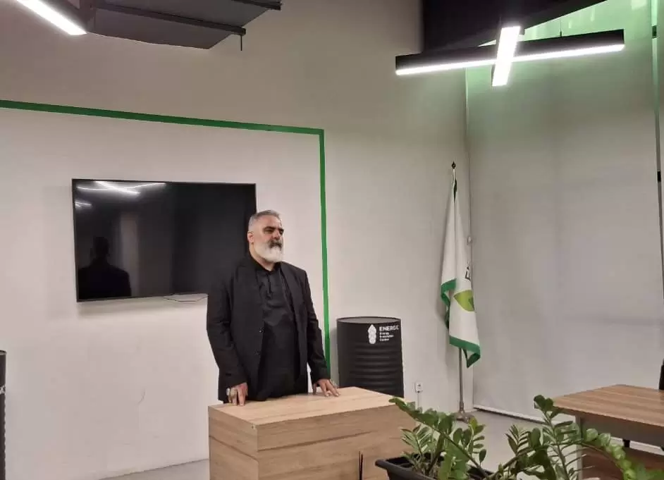 Saeid shahrabi farahani
